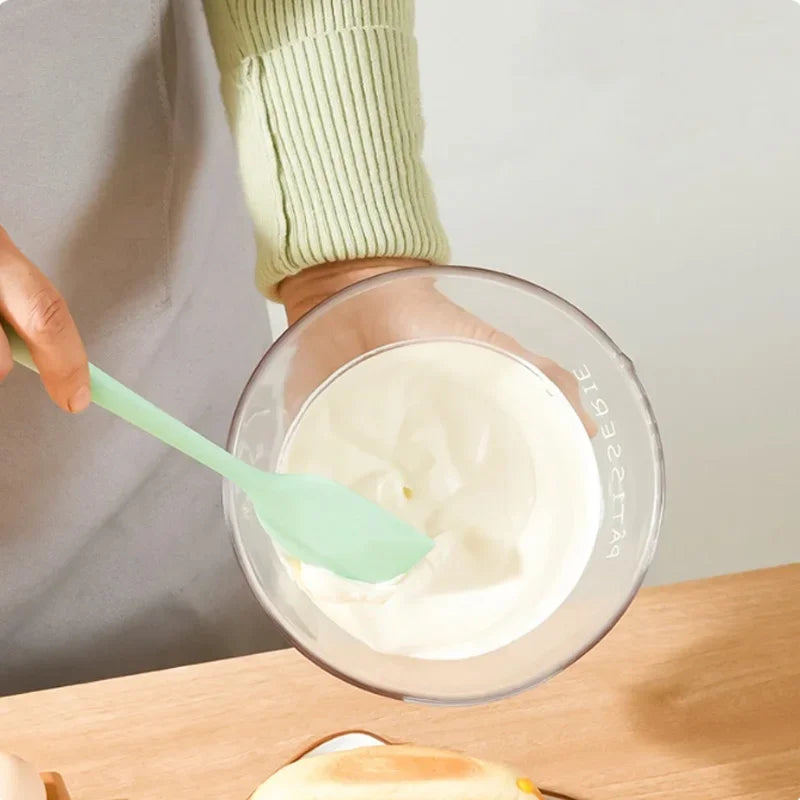 New Silicone cream spatula Non-stick butter spatula Heat-resistant kitchen baking tools DIY cake baking tools Ice Cream tools
